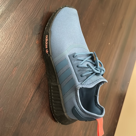 Adidas NMD R1 - Picture 3 of 6